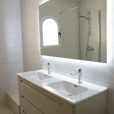 Beautiful With Private Pool And Amazing View Кальпе